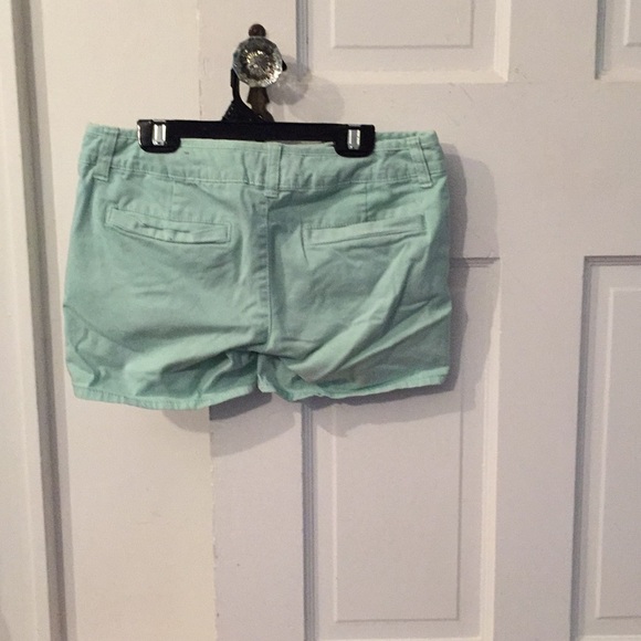 Shorts - Picture 2 of 5